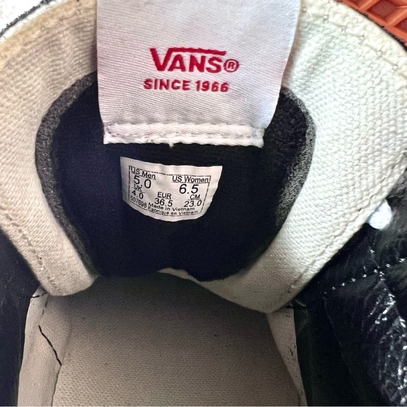 Vans Sk8-Hi High Top Canvas and Suede Sneakers Black and White  Size 6.5  NWT - Picture 8 of 14